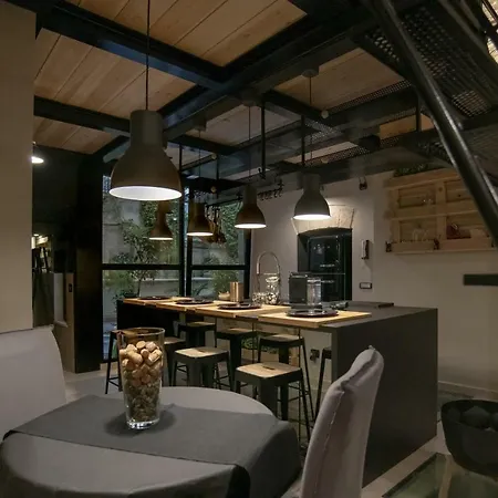 Cairoliapartment 2 * Бари